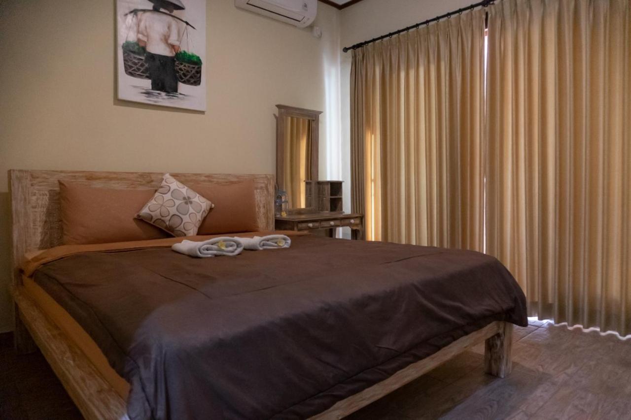 Ika Homestay Canggu Esterno foto