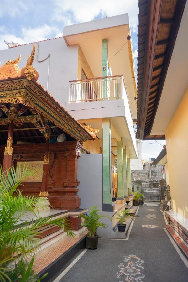 Ika Homestay Canggu Esterno foto
